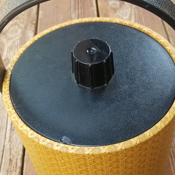 Irvinware vintage ice bucket